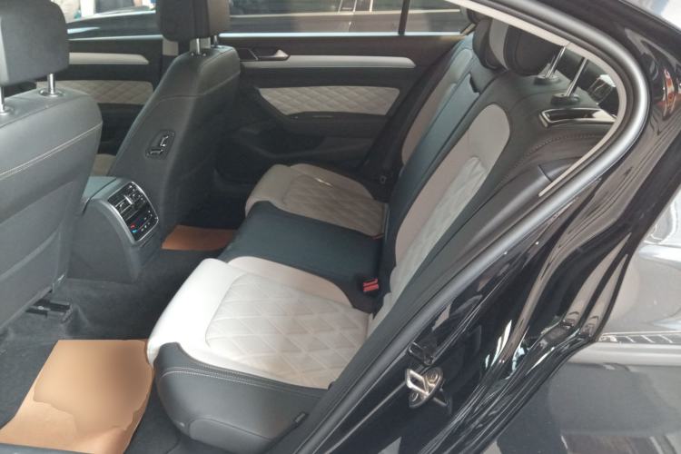 Used Volkswagen Magotan 2023 2 Million Units Commemorative Edition 330TSI DSG Luxury Version