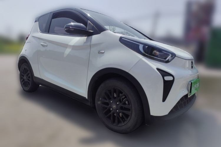 Used Chery Little Ant 2024 321km Love Edition Front Right 45 Deg