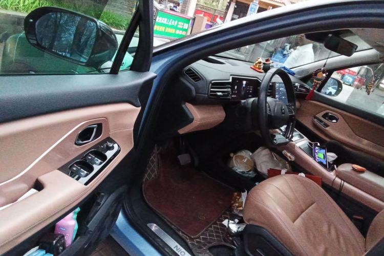 Used Nio ES8 2018 355 km Base Version 7-Seater Edition
