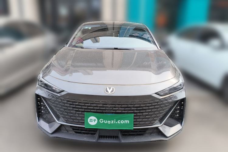 Used CHANGAN UNI-V 2023 1.5T Prestige Model Front