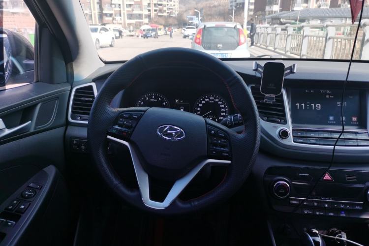 Used Hyundai Tucson 2015 1.6T Dual-Clutch Two-Wheel-Drive Smart Model