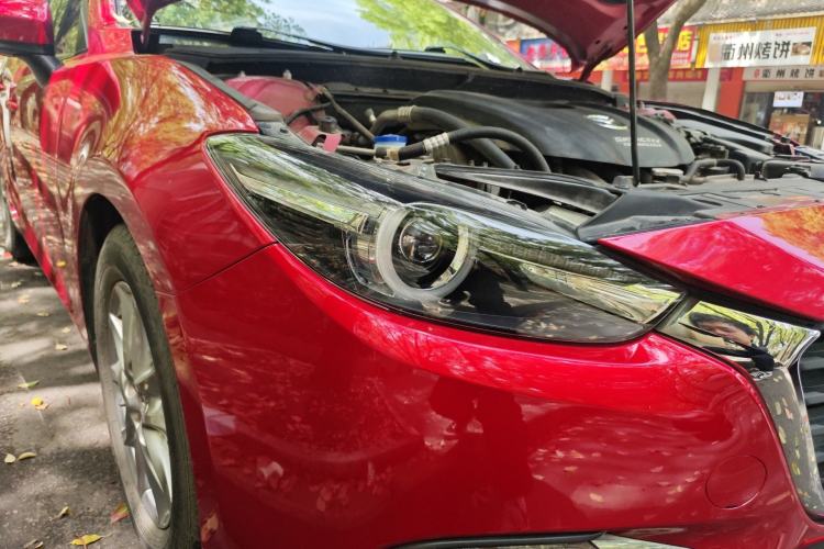 Used Mazda 3 Axela 2017 Sedan 1.5L Automatic Luxury Model Emission Standard China V