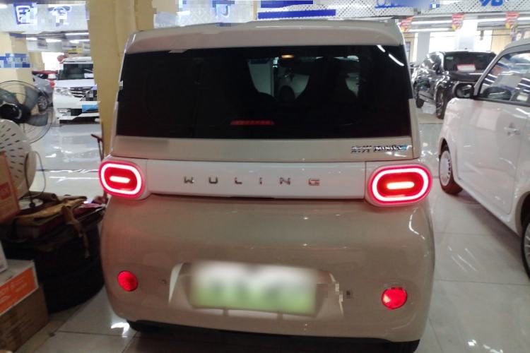Used Wuling Hongguang MINIEV 2024 3rd Generation 215km Youth Edition