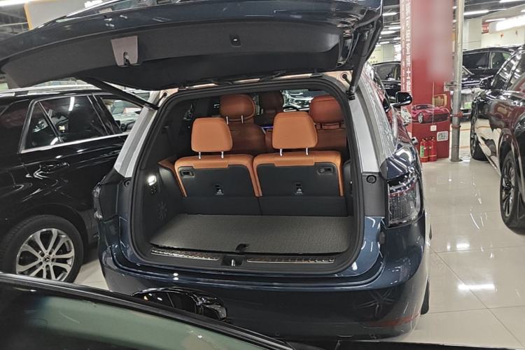Used Hima AITO M9 2024 Range-Extended Ultra Version 42 kWh 6-Seater Model
