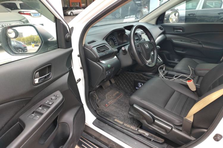 Used Honda CR-V 2016 2.0L Two-Wheel Drive Classic Edition