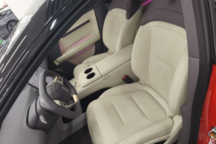 Used Avatr 06 2025 Pro Range-Extended Edition Left Front Seat