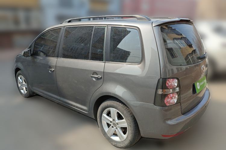 Used Volkswagen Touran 2015 1.4T Manual Fashion Edition 5-Seater Rear Left 45 Deg