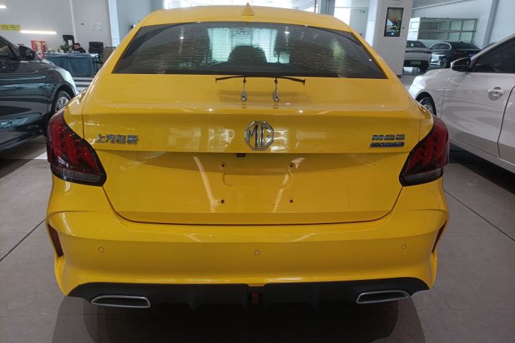 Used MG 5 2021 Revised Version 180 DVVT CVT Youth Luxury Edition
