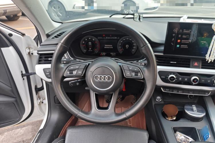 Used Audi A4L 2022 40 TFSI Fashion Dynamic Model
