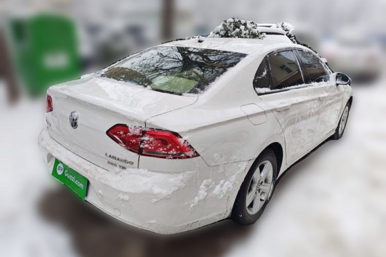 Used Volkswagen Lamando 2015 230TSI DSG Fashion Edition
