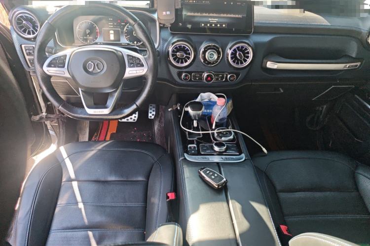 Used BAIC Off-Road BJ40 2019 2.3T Automatic Four-Wheel Drive Urban Hunter Edition Premium Model China VI Emission Standard
