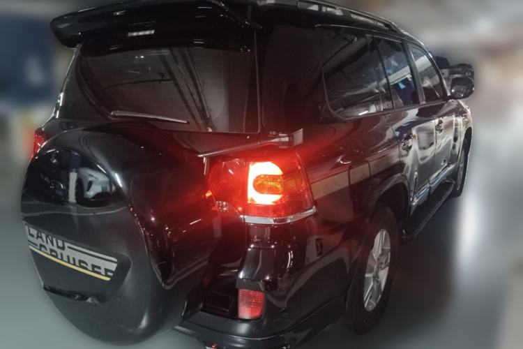 Used Toyota Land Cruiser 2012 4000
