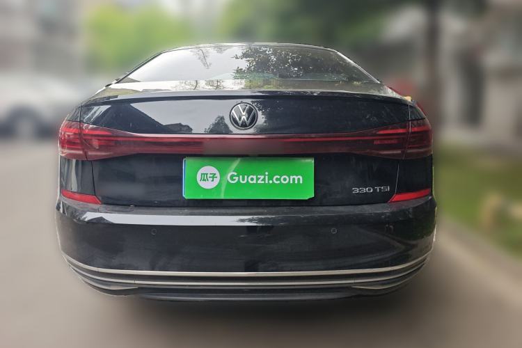 Used Volkswagen Passat 2022 330TSI Starry Luxury Edition