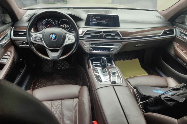 Used BMW 7 Series 2016 740Li Luxury Edition Center Console