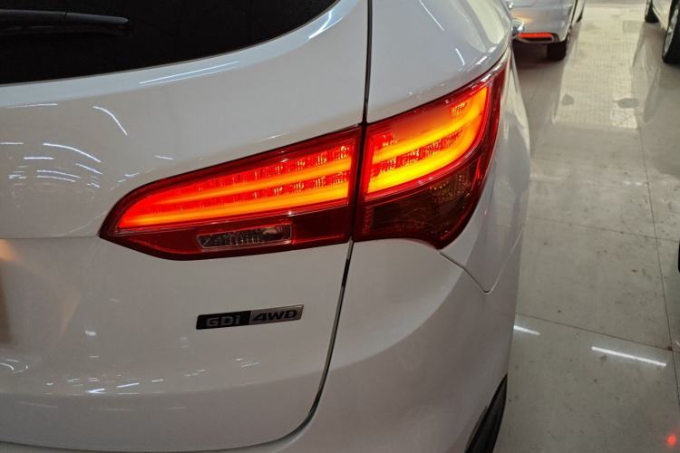 Used Hyundai Santa Fe Classic 2013 3.0L 4x4 Flagship Edition 7 Seats Euro IV