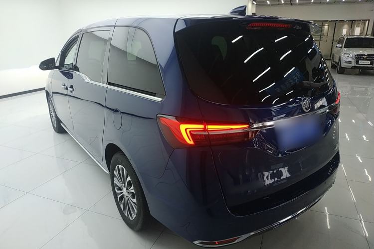 Used Buick GL8 2023 Land Executive Class 652T Luxury Model