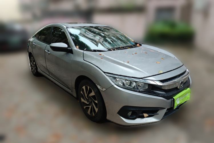 Used Honda Civic 2016 220TURBO CVT Luxury Edition Front Right 45 Deg