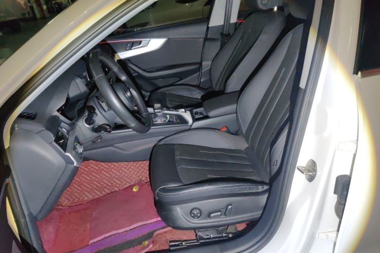 Used Audi A4L 2020 40 TFSI Fashionable and Elegant Model