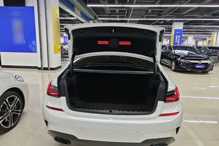 Used BMW 3 Series 2022 Updated 325i M Sport Package Trunk