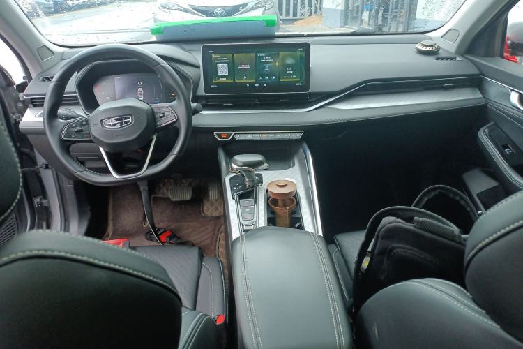 Used Geely Auto Preface 2021 2.0TD Luxury Version Center Console