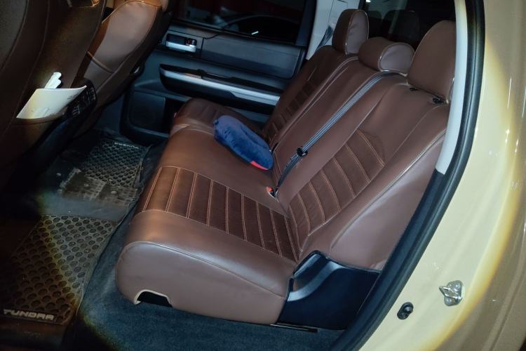 Used Toyota Tundra  Interior 4