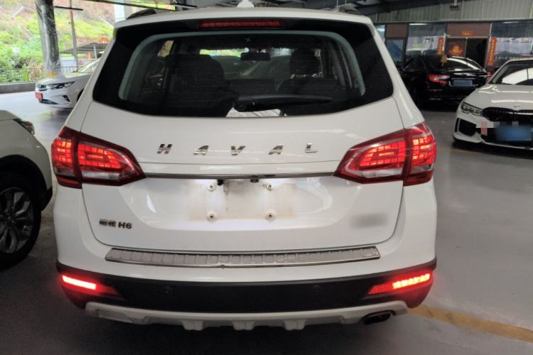 Used Haval H6 2018 Sport Edition 1.5T Automatic Two-Wheel Drive Elite Model China V Standard Rear