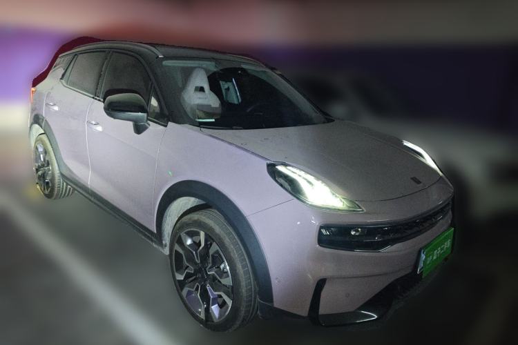 Used Lynk & Co 06 2023 Remix 1.5T Shero Front Right 45 Deg