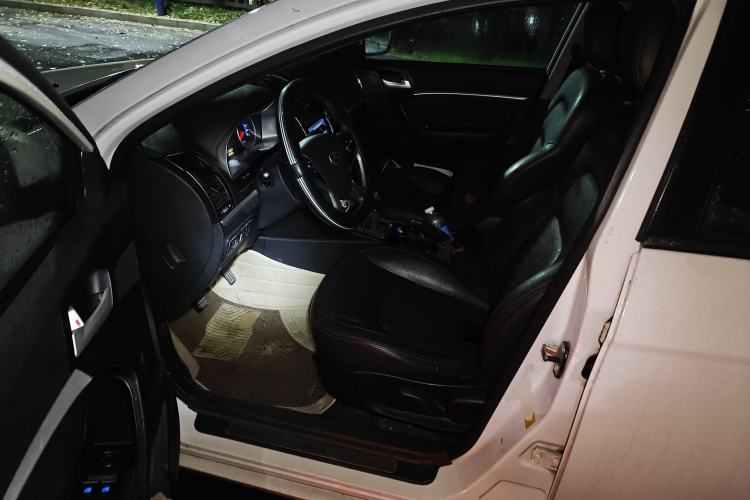 Used Geely Auto Emgrand 2014 Sedan 1.3T Manual Elite Model