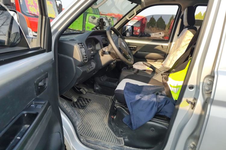 Used Dongfeng Xiaokang D72 2023 1.6L LV0 SFG16C