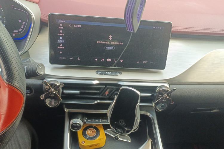 Used Geely Auto Coolray 2019 Sport Version 260T DCT Battle China VI Standard Audio And AC Panel