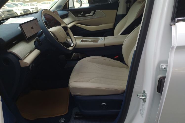 Used Chery Fengyun T9 2024 120 Long-Range Flagship Version 7 Seats Ternary Lithium
