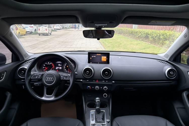 Used Audi A3 2020 Limousine 35 TFSI Fashion Edition China VI Emission Standard