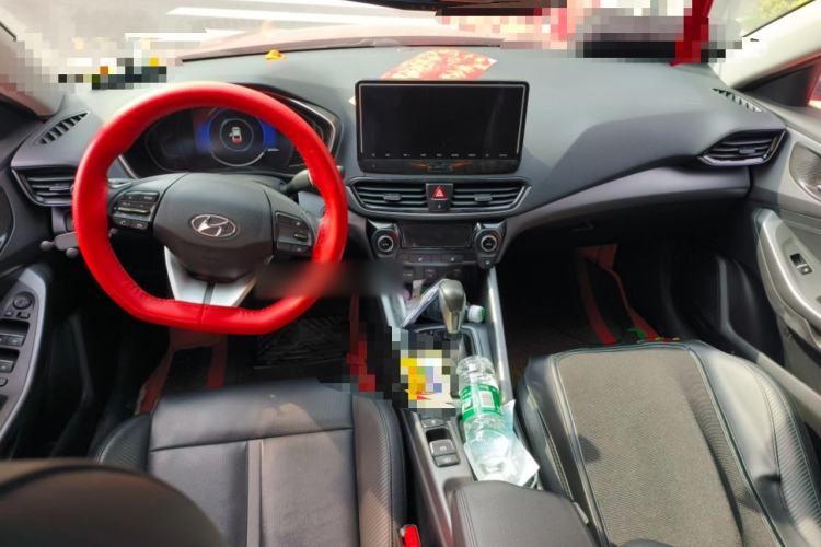 Used Hyundai Lafesta 2019 280TGDi Smart Edition China VI Standard Center Console