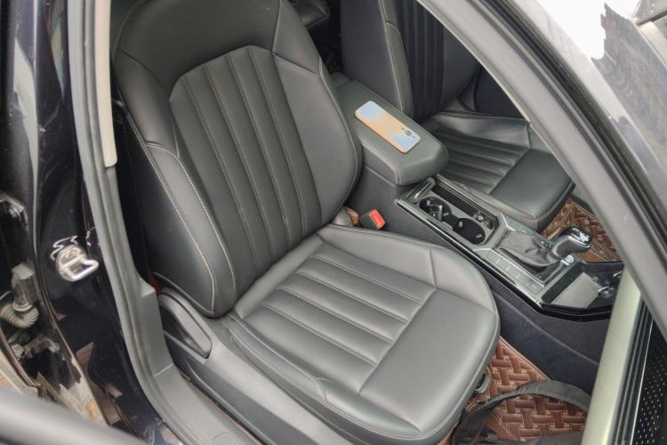 Used Volkswagen Passat 2019 280TSI Business Edition China VI