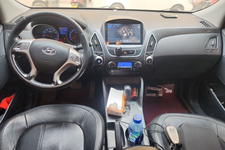 Used Hyundai ix35 2012 2.0L Automatic Two-Wheel Drive Elite Edition GLS
