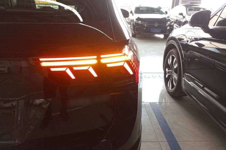 Used Volkswagen Tiguan L 2024 330TSI Automatic Two-Wheel Drive R-Line Enhanced Edition