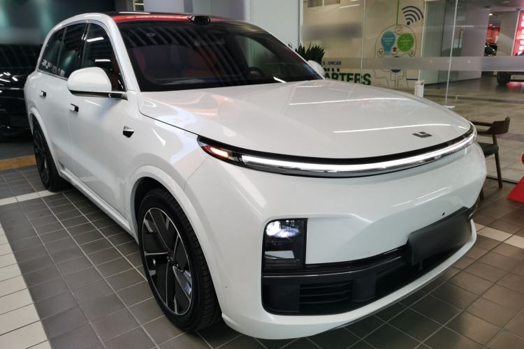 Used Li Auto L8 2025 Ultra Smart Refreshed Edition
