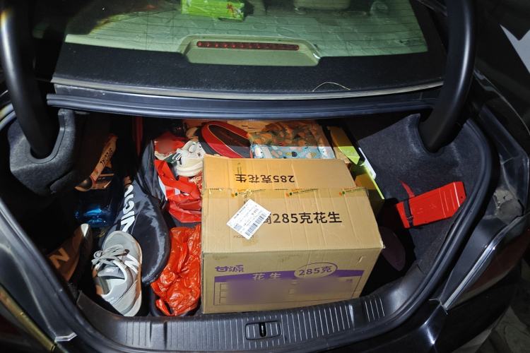 Used Buick LaCrosse 2012 2.4L SIDI Elegant Edition Trunk