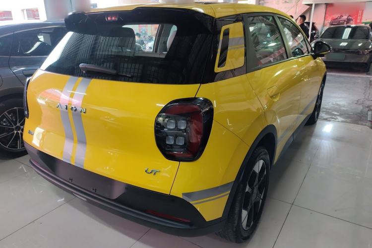 Used AION UT 2025 420 Prestige Edition Rear Right 45 Deg