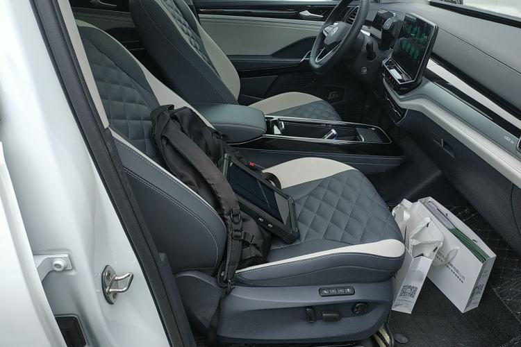 Used Volkswagen ID.6 CROZZ 2024 PRO Model