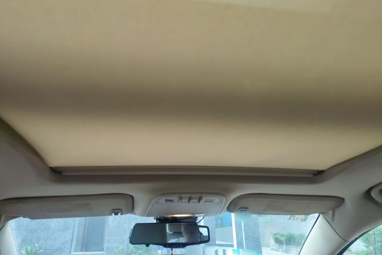 Used Buick LaCrosse 2012 2.4L SIDI Elegant Edition Headliner