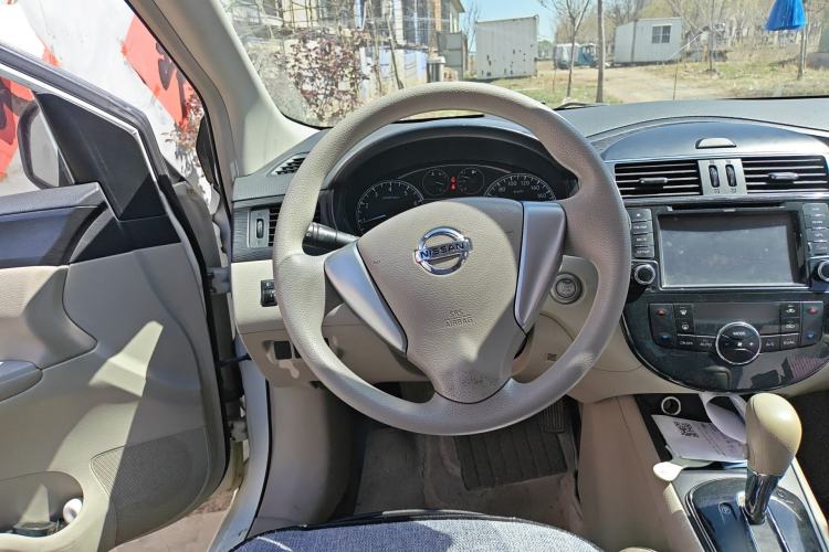 Used Nissan Tiida 2011 1.6L CVT Smart Version Steering Wheel