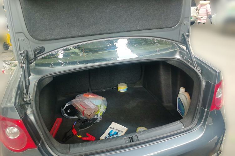 Used Volkswagen Sagitar 2011 1.4 TSI Automatic Luxury Edition
