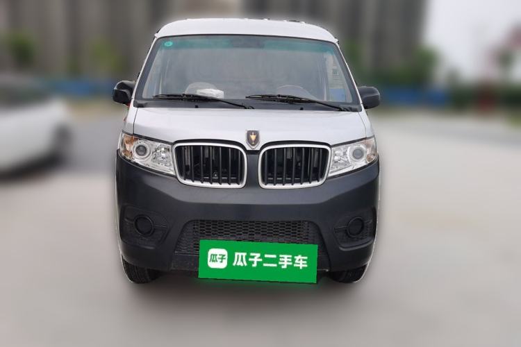 Used Jinbei Hiace X30 2023 1.5L Super-Enjoyment Van 2/5 Seats Non-Air-Conditioned Version SWC15M