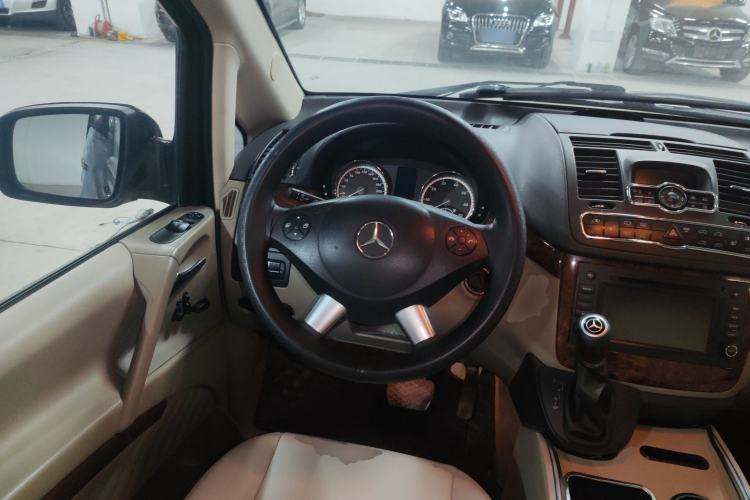 Used Mercedes-Benz Viano 2013 3.5L Haoci version Steering Wheel