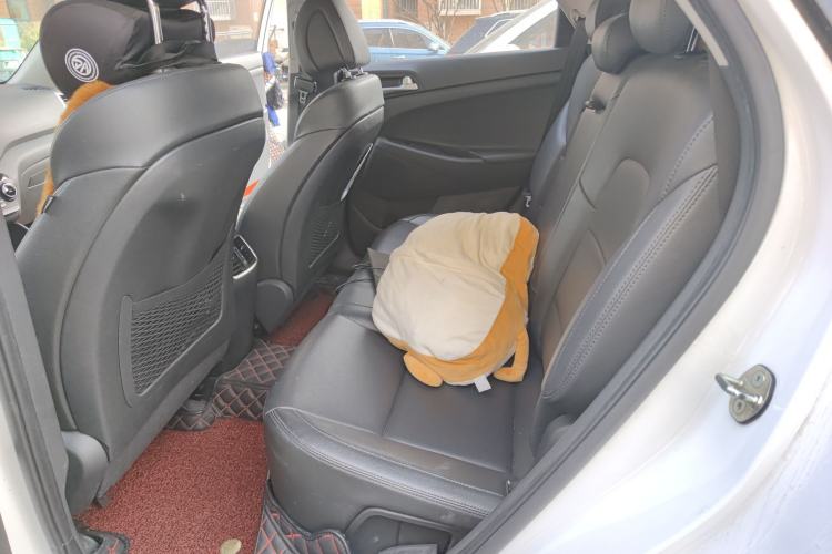 Used Hyundai Tucson 2018 1.6T Dual-Clutch Two-Wheel Drive 15th Anniversary Special Edition
