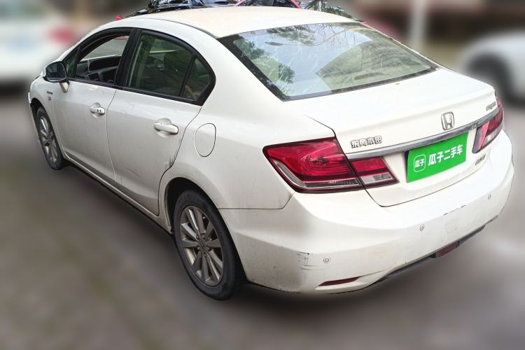 Used Honda Civic 2014 1.8L automatic comfort version Rear Left 45 Deg