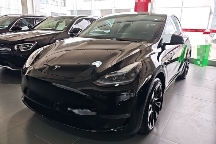 Used Tesla Model Y 2022 Long-Range All-Wheel-Drive Version