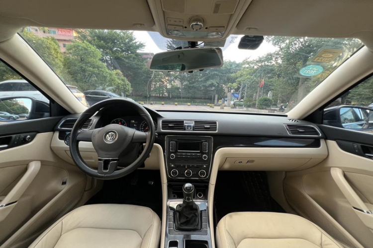 Used Volkswagen Passat 2011 1.4 TSI Manual Luxury Edition