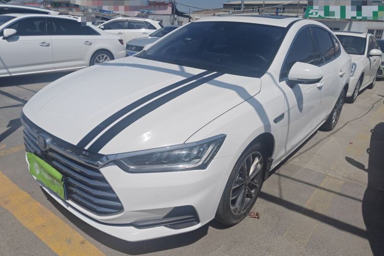 Used BYD Qin Pro 2019 Super Edition 1.5TI Automatic Smart Connect Enjoyment Model China VI Standard